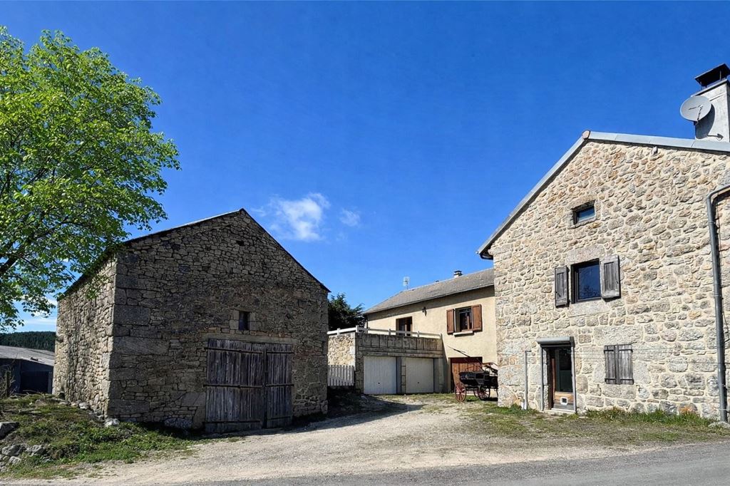 Corps de ferme STE EULALIE (48120) L'AGENCE IMMO